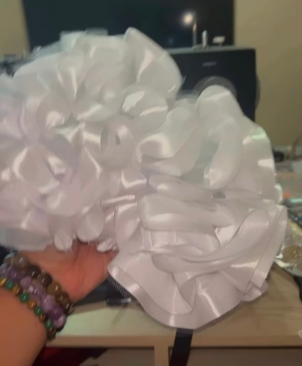 Fluffy ruffle socks